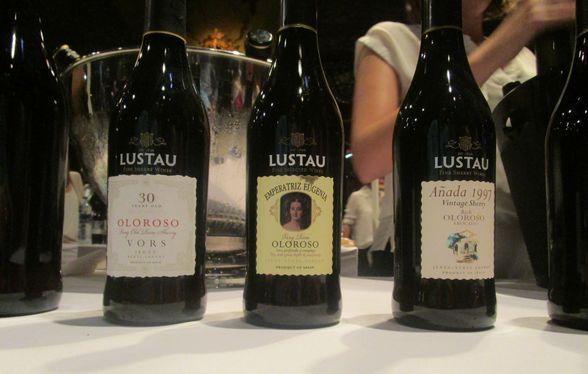 lustau_3_diff_oloroso_s.dugas_2017