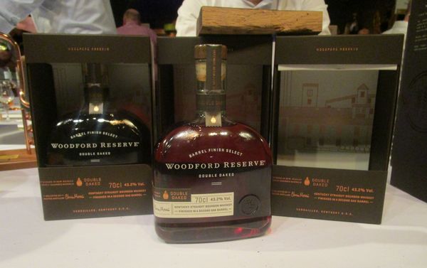 woodford_reserve_double_oaked_2017_repack2