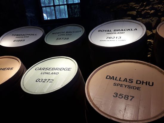 Aberfeldy dist vue salle assembl et ici futs dist fermees 1